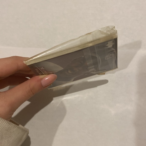 Michael Jordan Baseball Cards - Picture 4 of 4